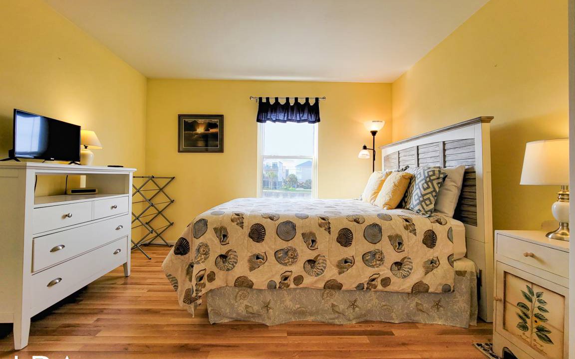 Photo of Bedroom in Surf City