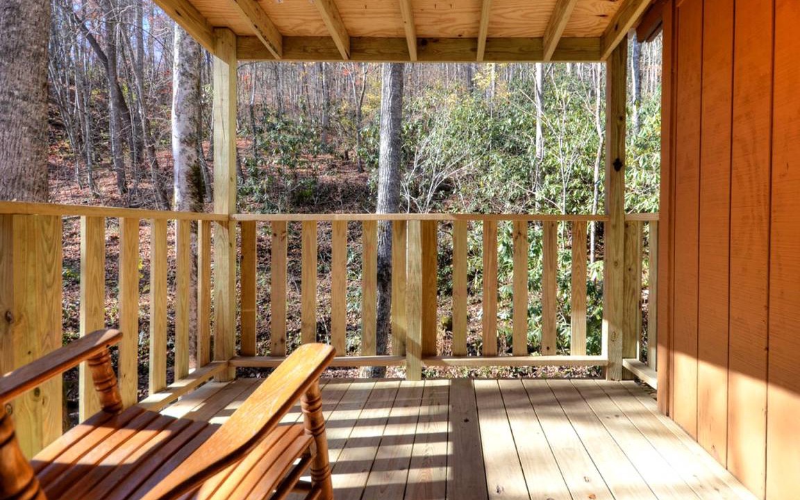 Photo of Patio Balcony in Cherokee