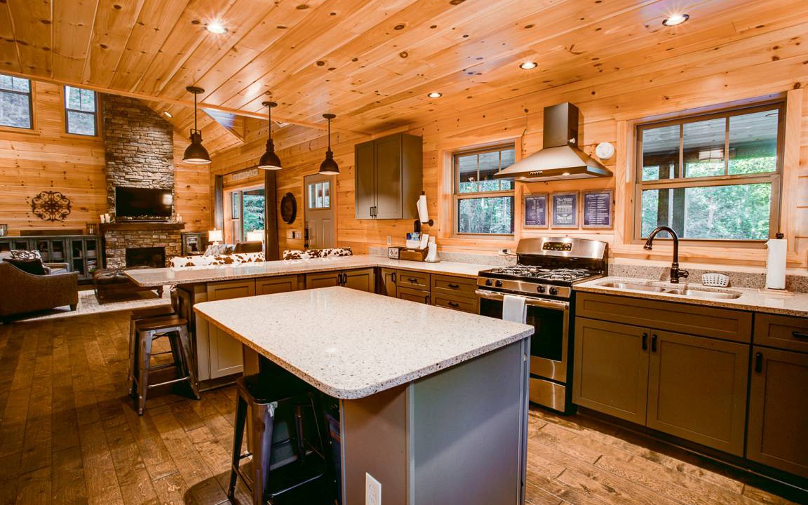 Photo of Kitchen in Saluda