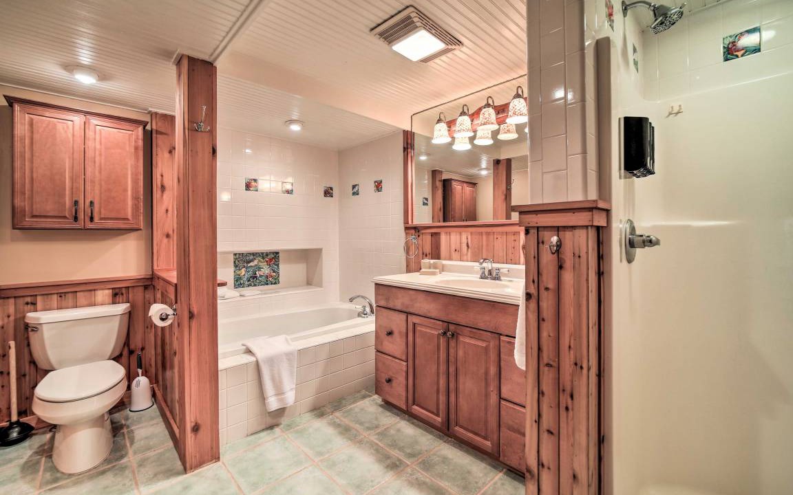 Photo of Bathroom in Sapphire