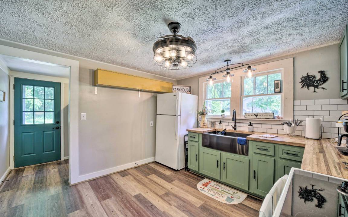 Photo of Kitchen in Waynesville