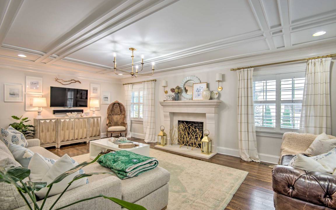 Photo of Livingroom in Wendover - Sedgewood