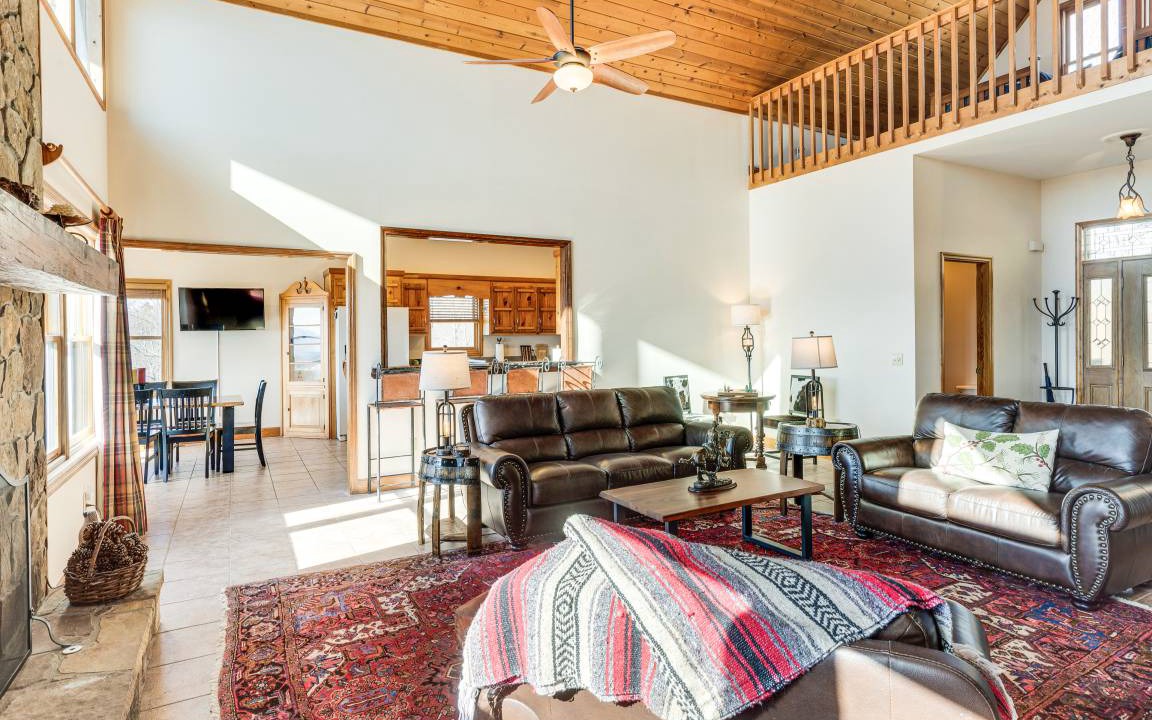 Photo of Livingroom in Hayesville