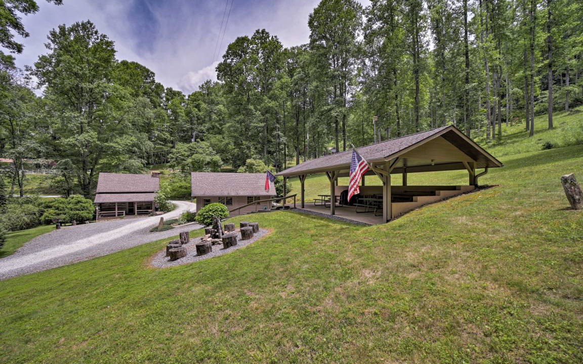 Photo of Others in Bryson City