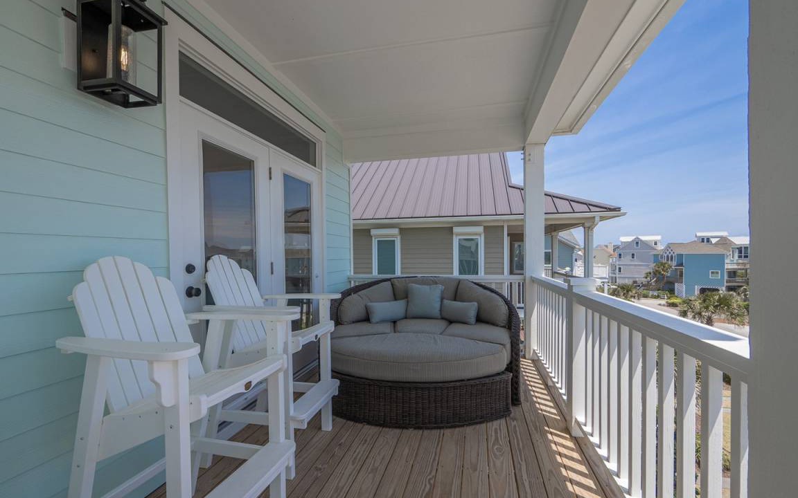 Photo of Patio Balcony in Village of Stump Sound