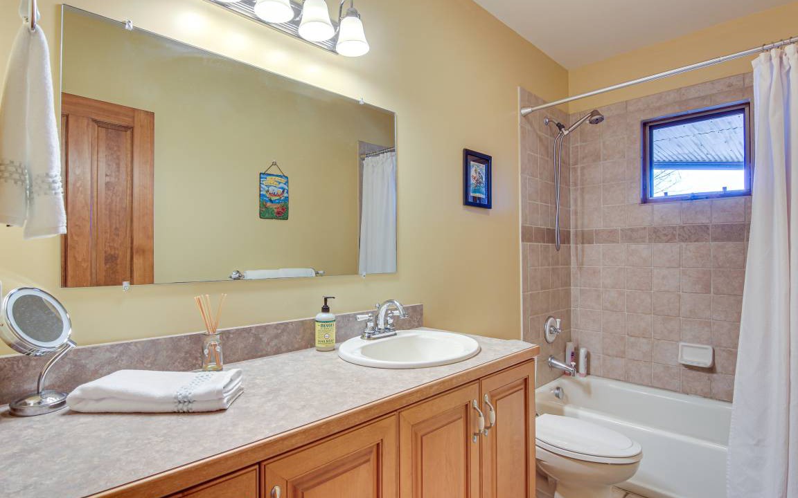 Photo of Bathroom in Black Mountain