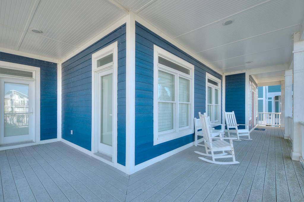 Photo of Patio Balcony in Caswell Beach