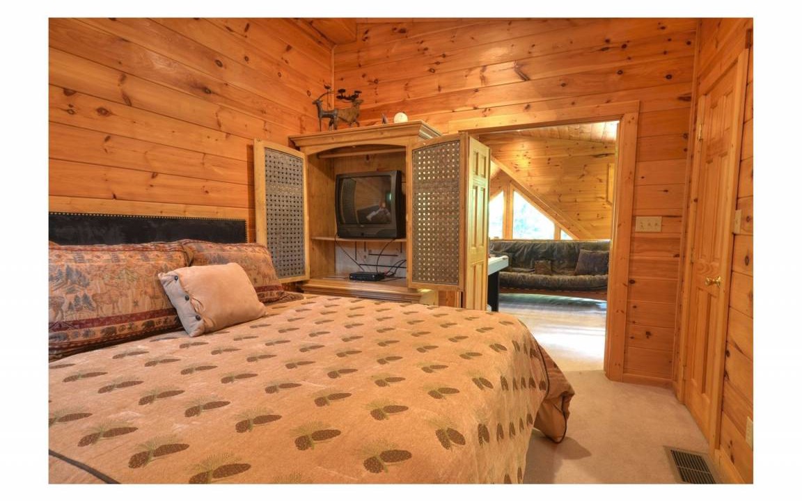 Photo of Bedroom in Almond
