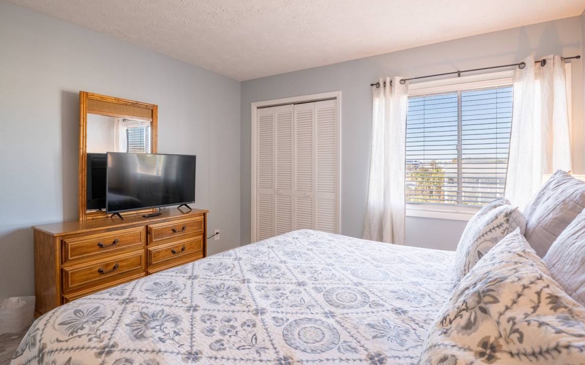 Photo of Bedroom in Wilmington Beach