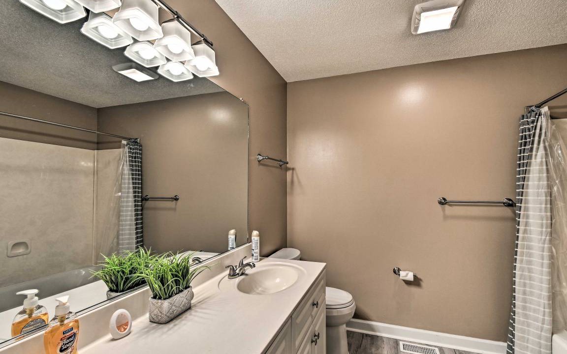 Photo of Bathroom in Lillington