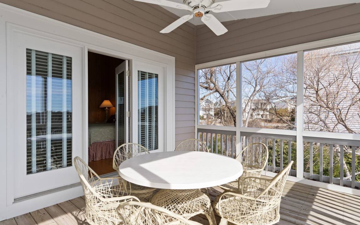 Photo of Patio Balcony in Holden Beach