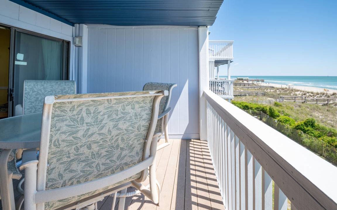 Photo of Patio Balcony in Wilmington Beach