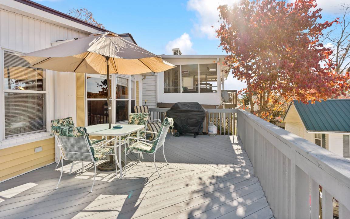 Photo of Patio Balcony in New London