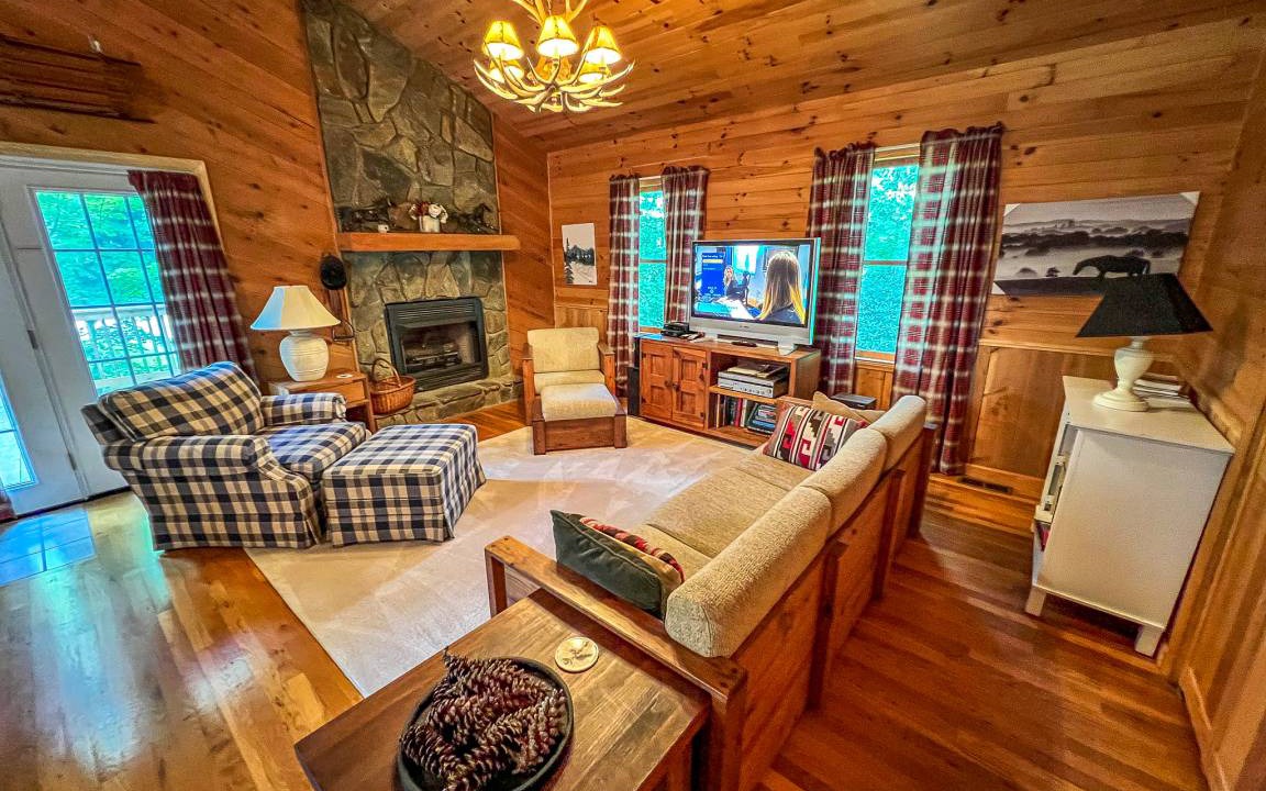 Photo of Livingroom in Jefferson