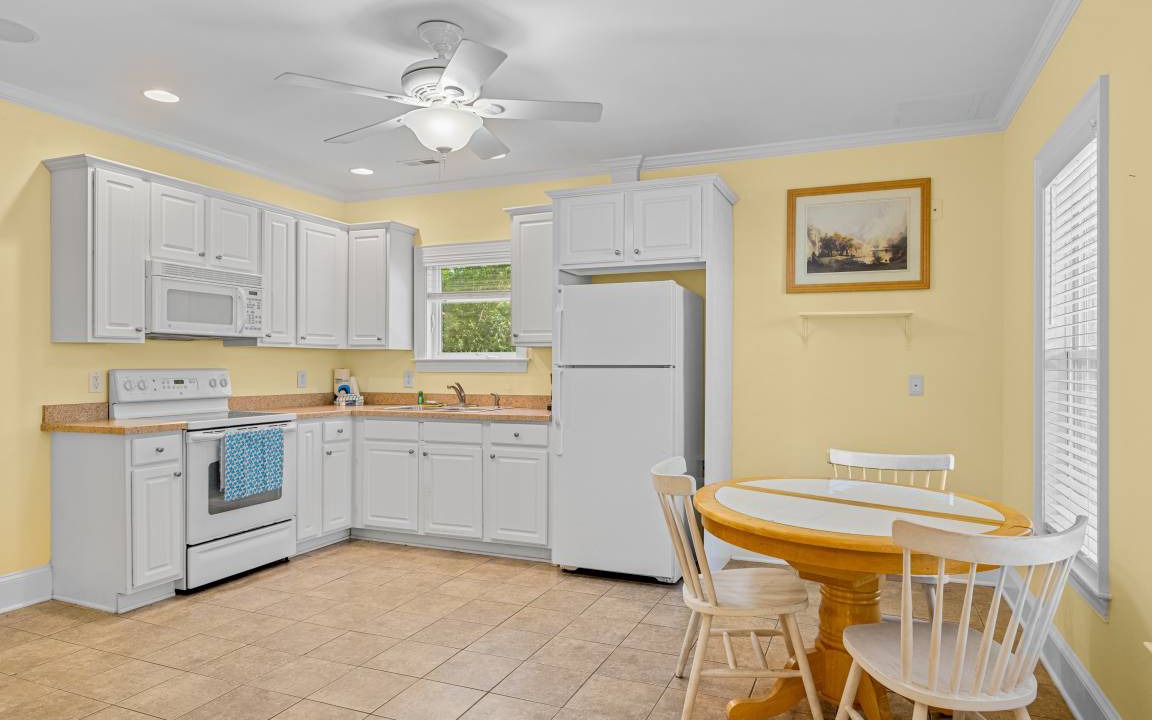 Photo of Others in Pine Knoll Shores