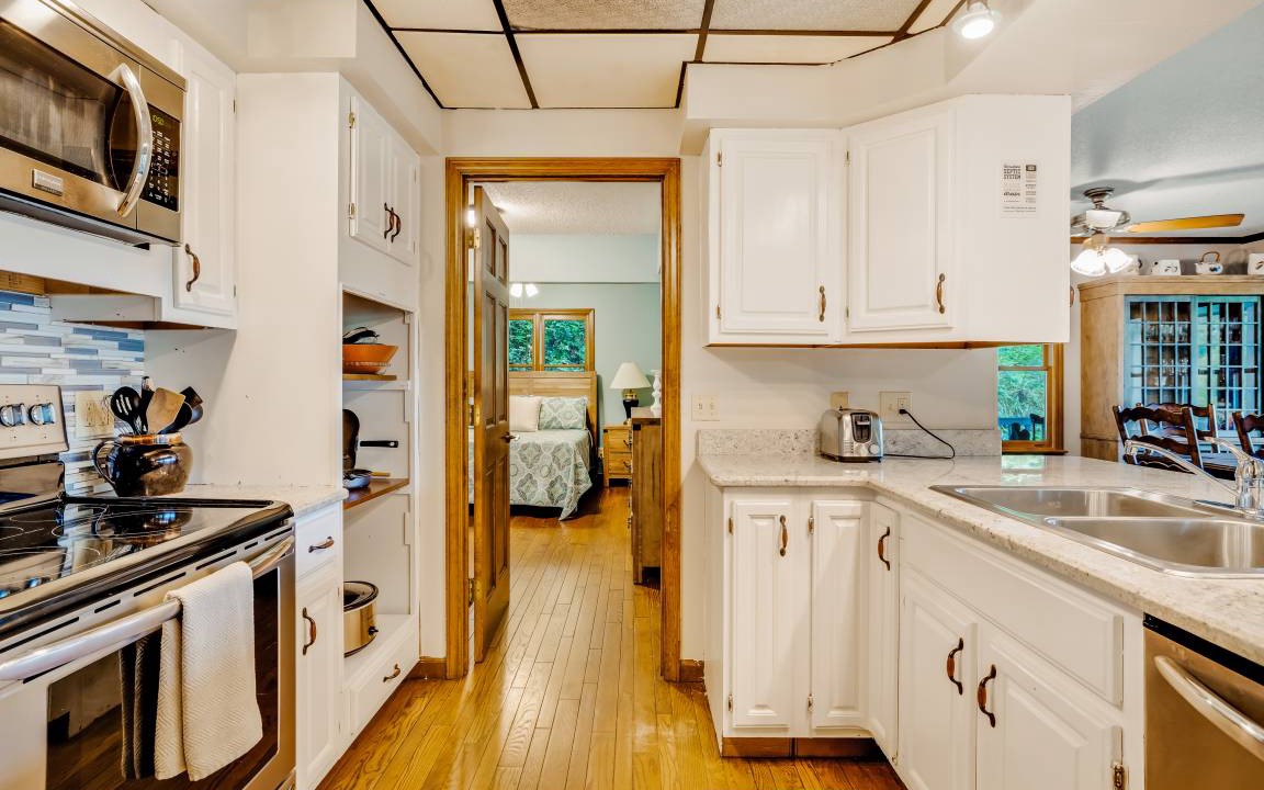 Photo of Kitchen in Cullowhee