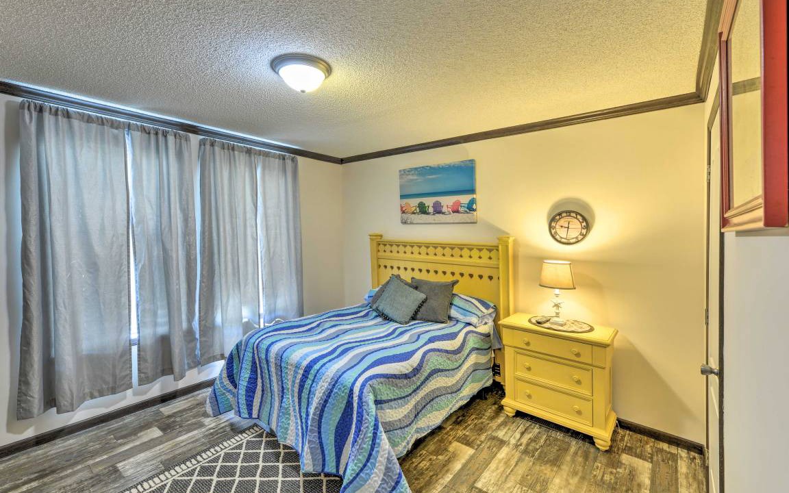 Photo of Bedroom in Harkers Island