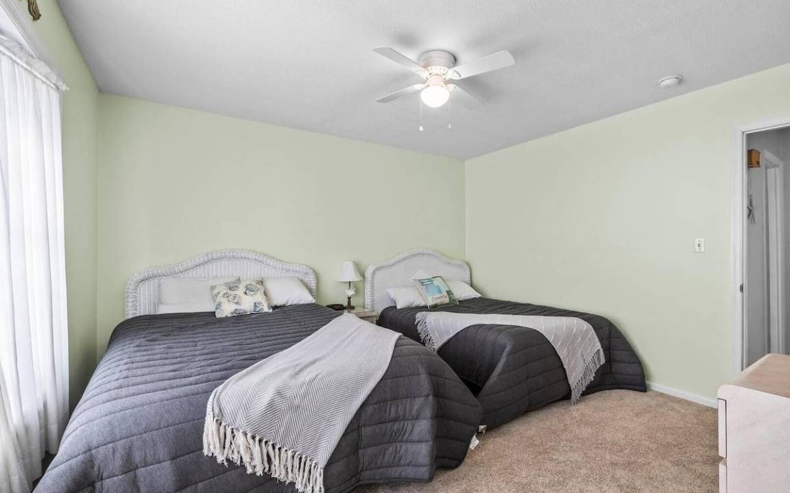 Photo of Bedroom in Pine Knoll Shores