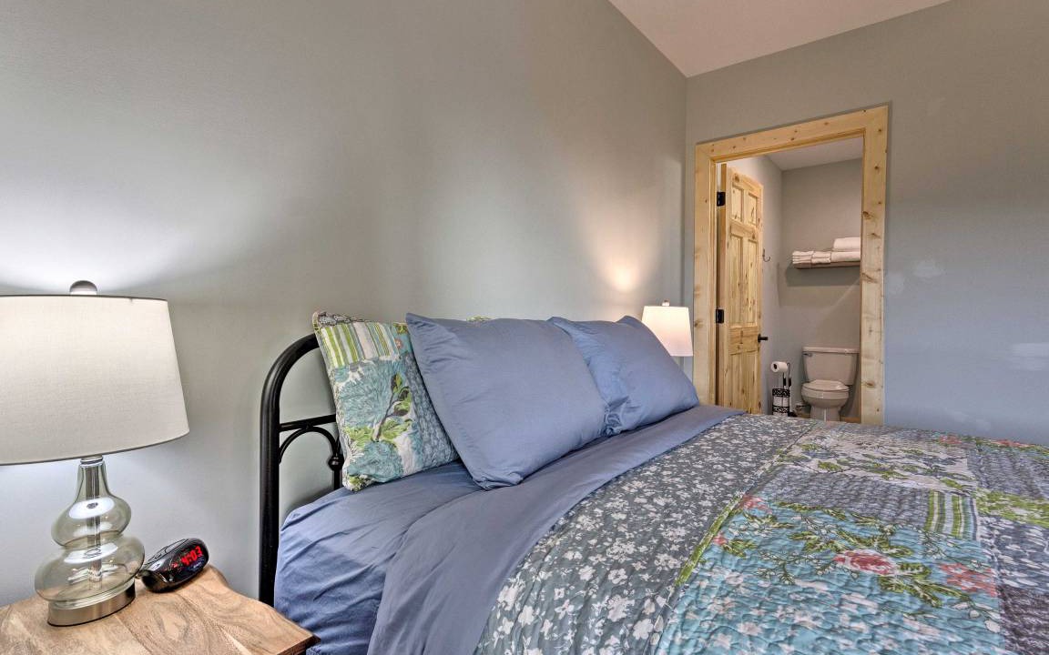 Photo of Bedroom in Bryson City