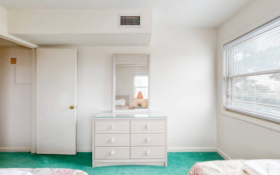 Photo of Bedroom in Kill Devil Hills