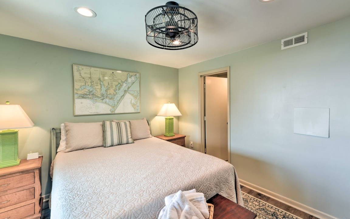 Photo of Bedroom in Indian Beach
