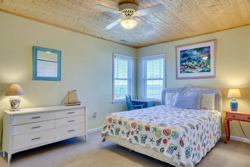 Photo of Bedroom in Surf City