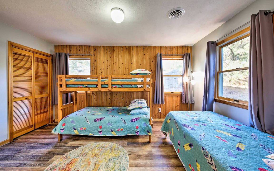 Photo of Bedroom in Southern Shores