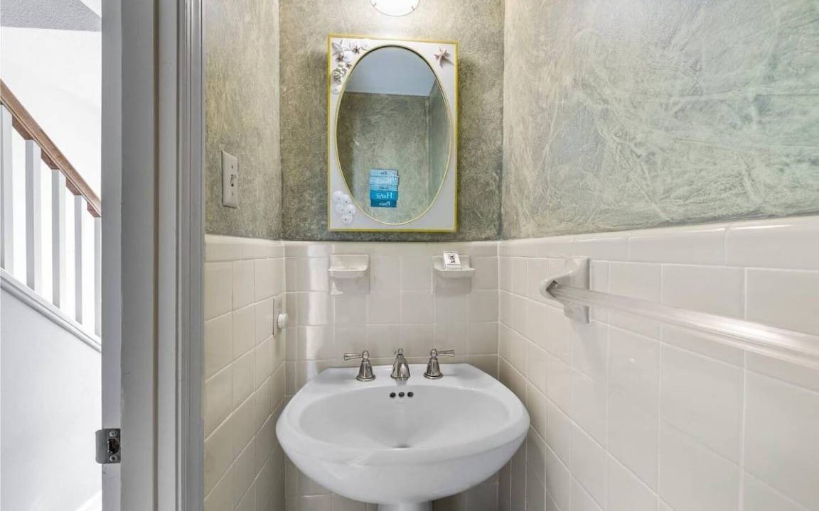 Photo of Bathroom in Pine Knoll Shores