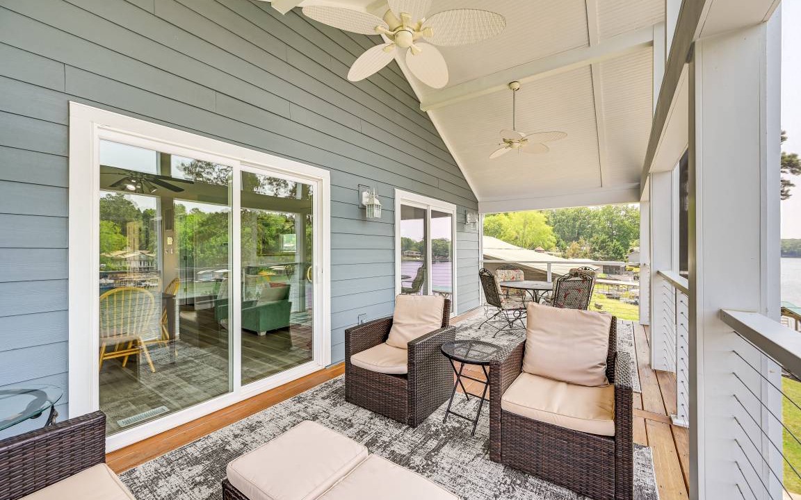 Photo of Patio Balcony in New London