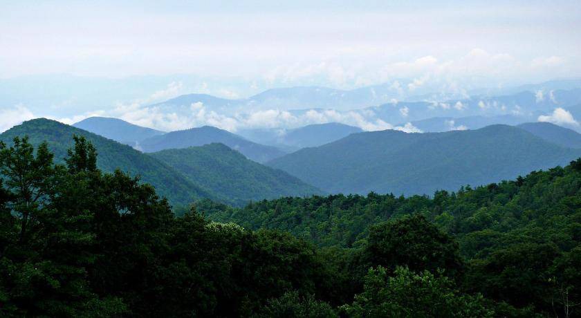 Photo of Others in Blowing Rock