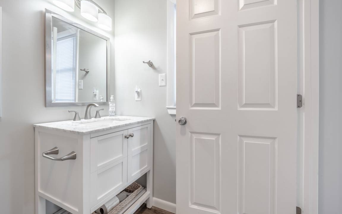 Photo of Bathroom in Topsail Beach