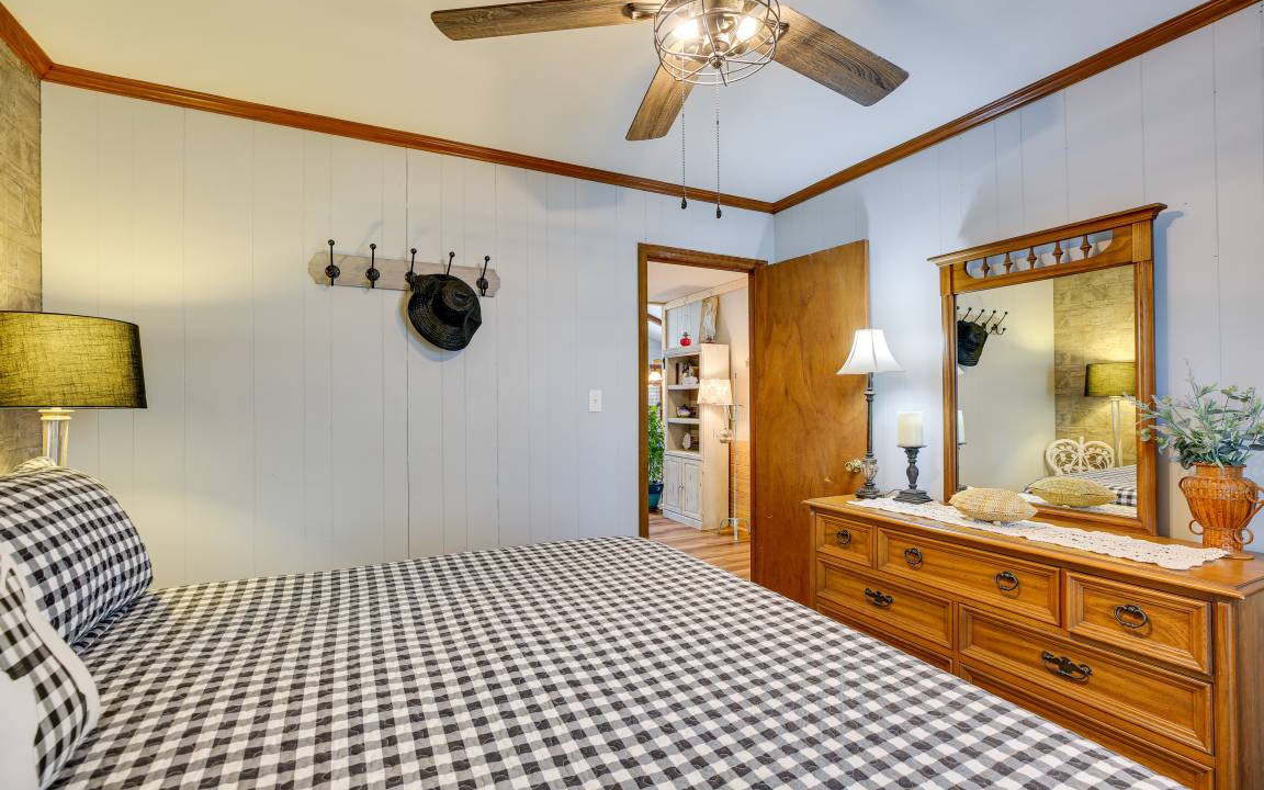 Photo of Bedroom in Tranquil Harbour