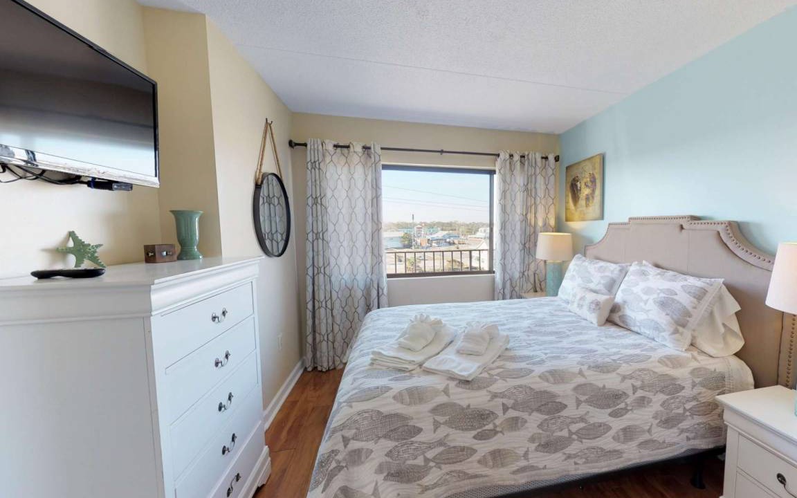 Photo of Bedroom in Carolina Beach