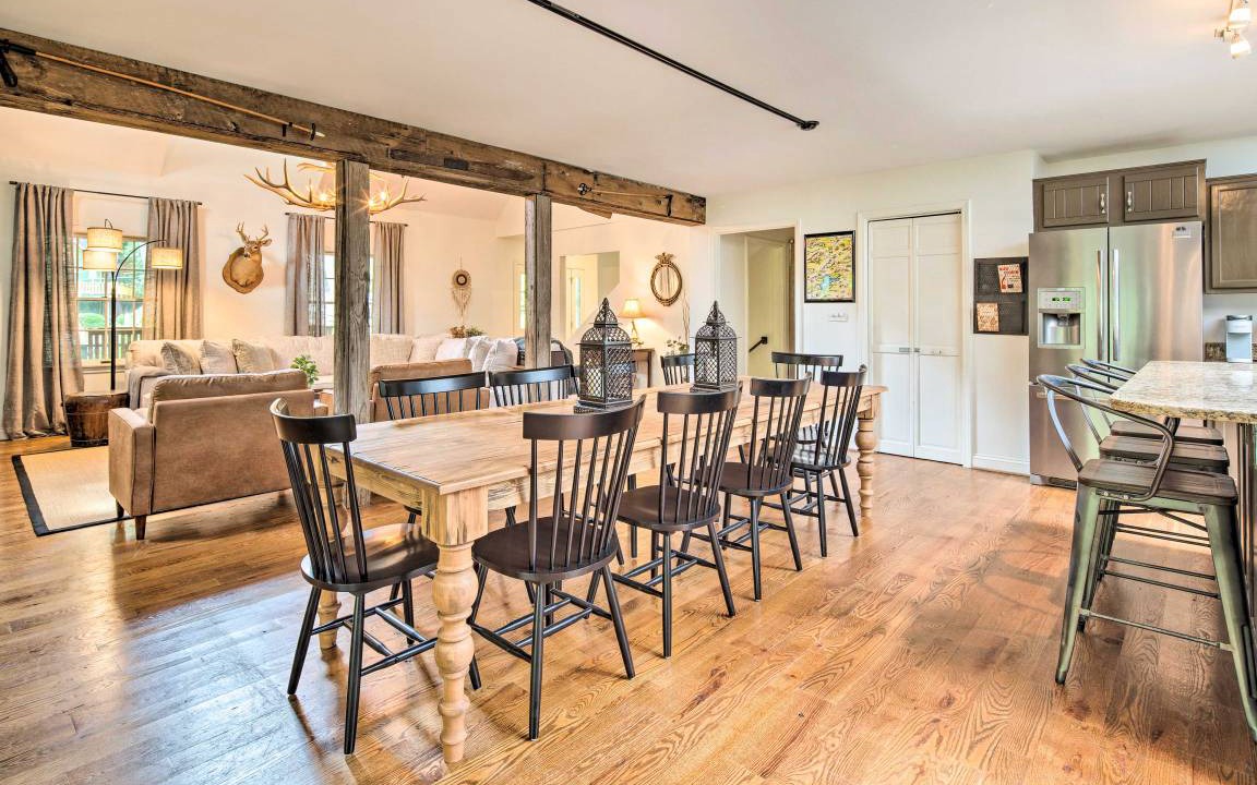 Photo of Kitchen in Chimney Rock