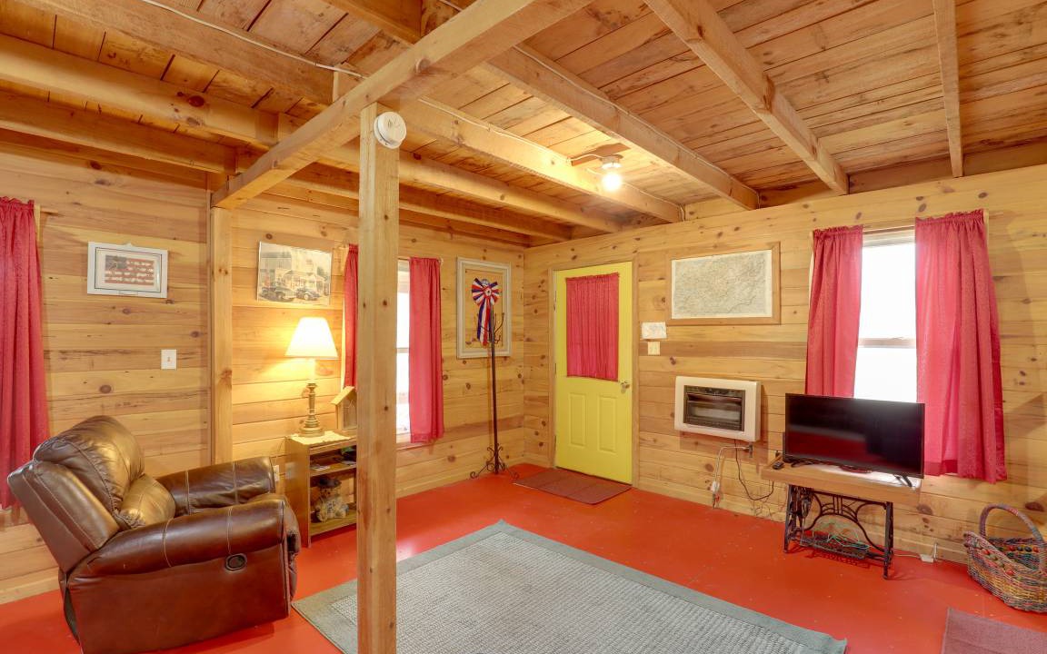 Photo of Livingroom in Hot Springs