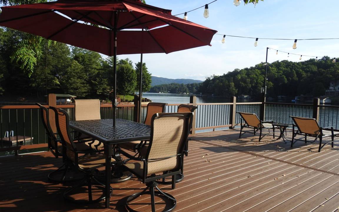 Photo of Patio Balcony in Lake Lure