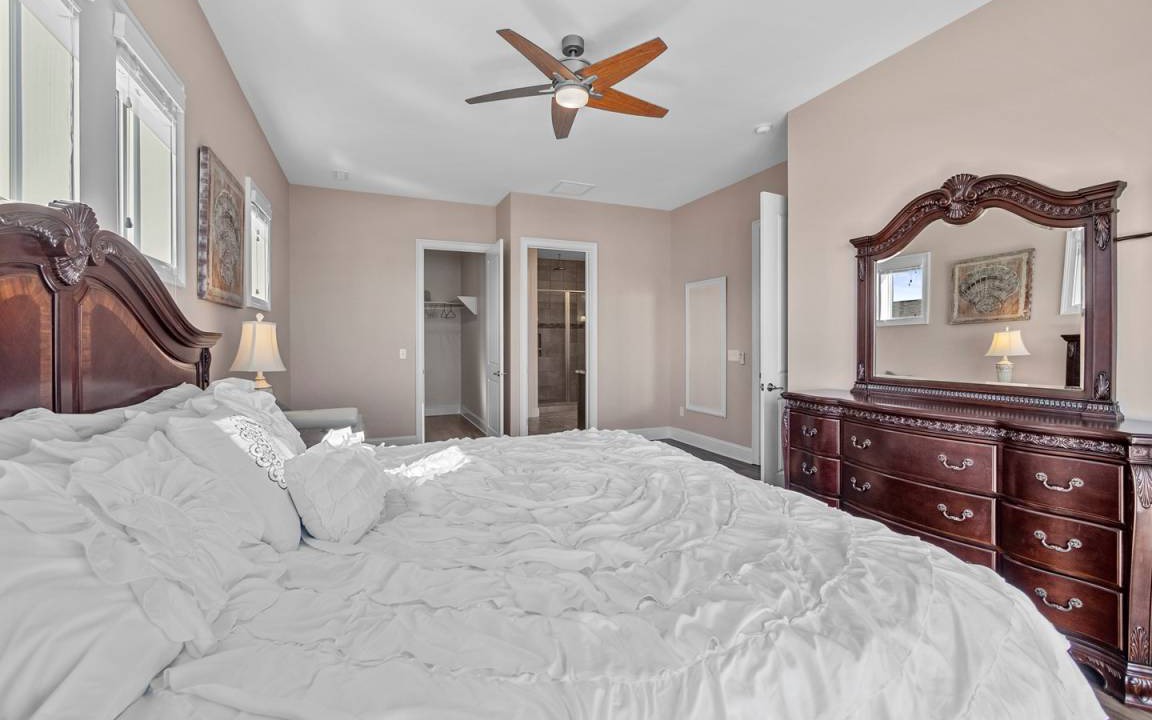 Photo of Bedroom in North Topsail Beach