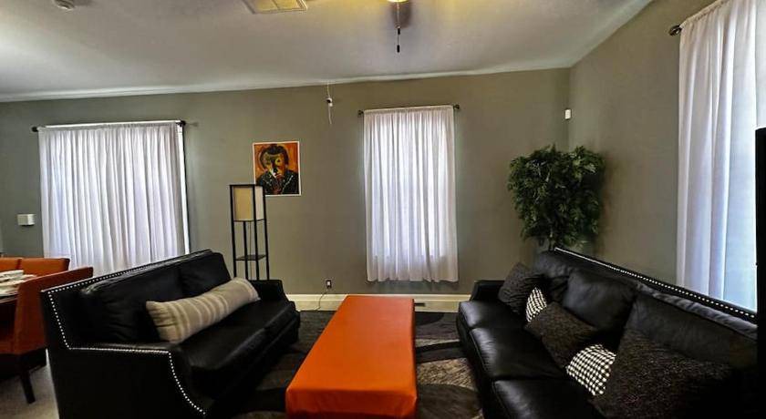 Photo of Livingroom in Rocky Mount