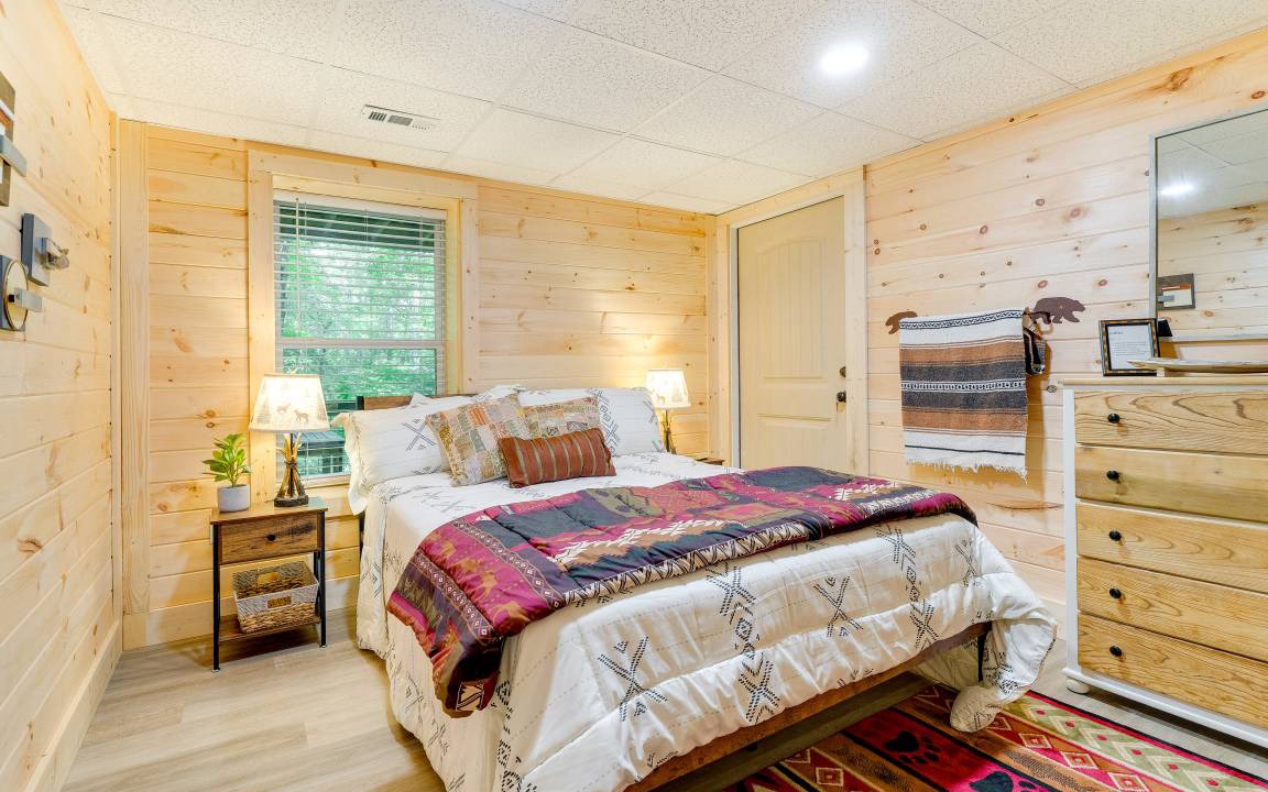 Photo of Bedroom in Murphy