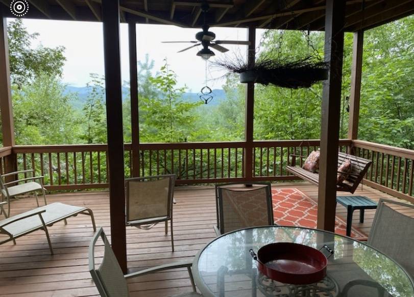 Photo of Patio Balcony in Santeetlah