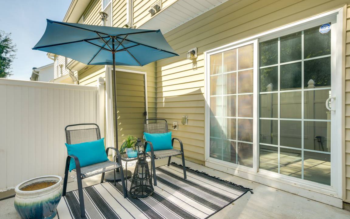 Photo of Patio Balcony in Southeast Raleigh