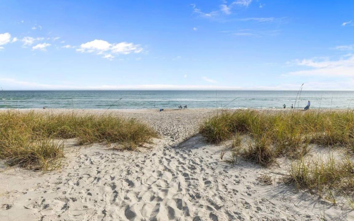Photo of Others in Pine Knoll Shores