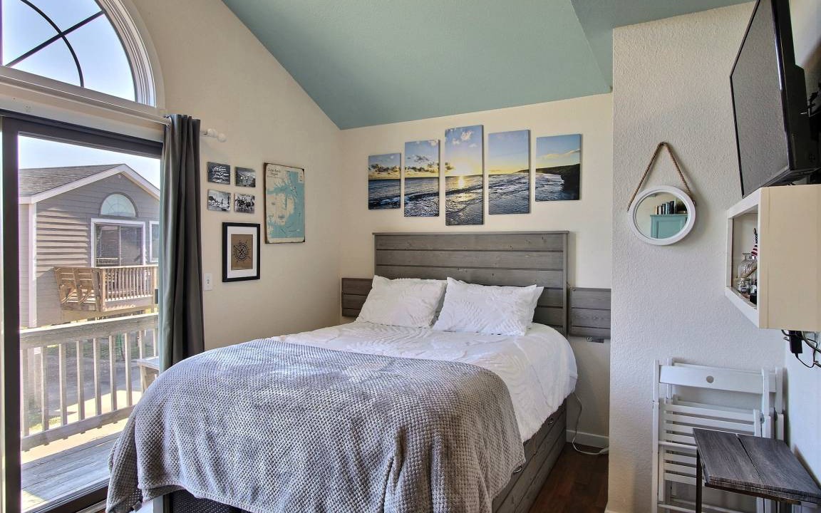 Photo of Bedroom in Hatteras