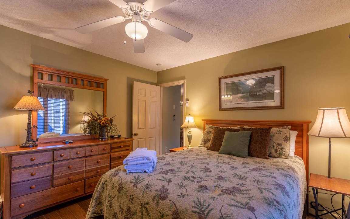 Photo of Bedroom in Blowing Rock