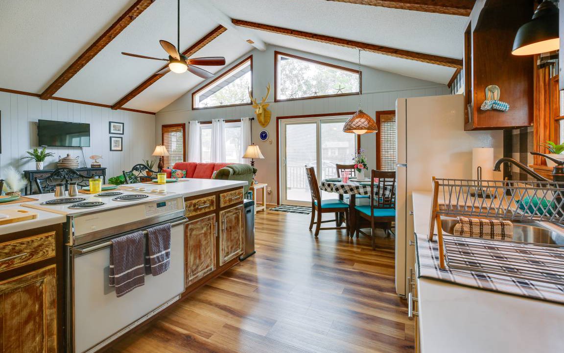 Photo of Kitchen in Tranquil Harbour