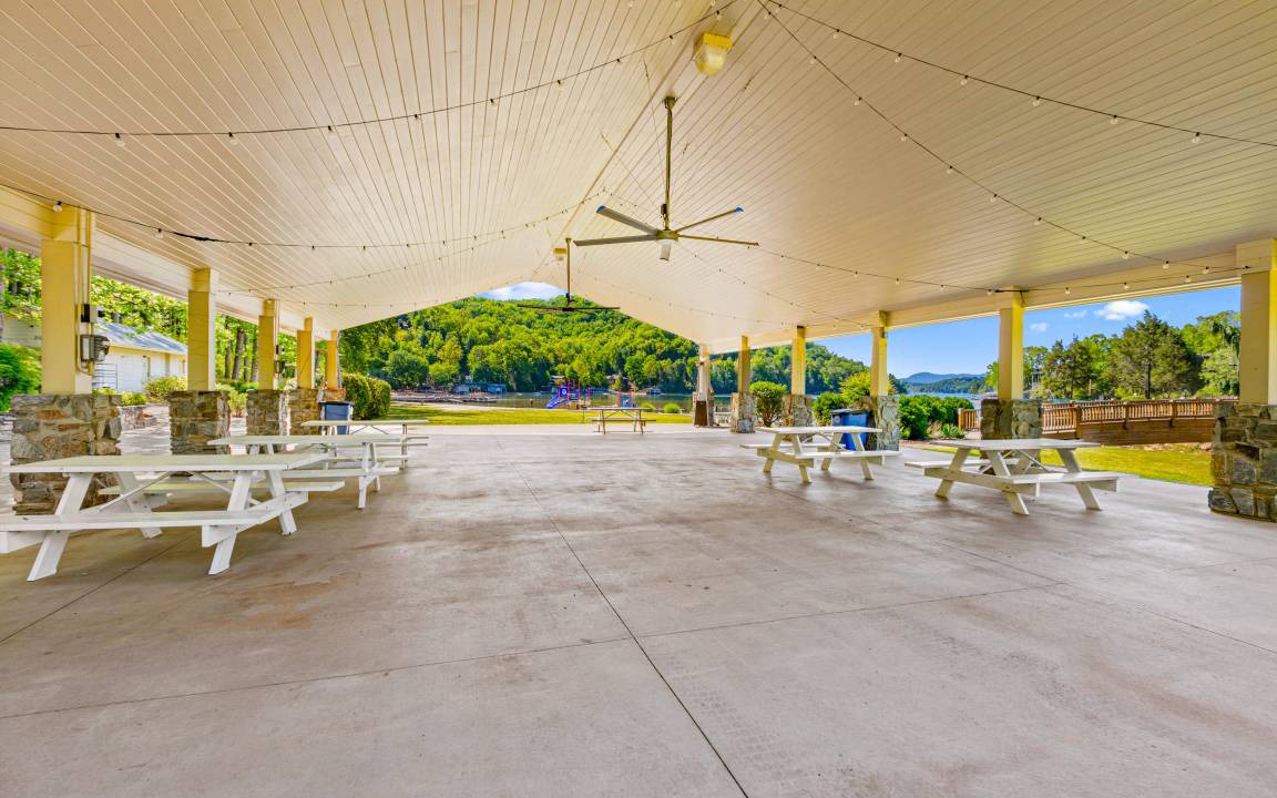 Photo of Others in Lake Lure