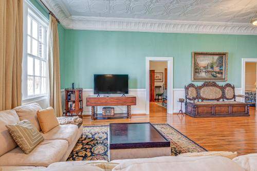 Photo of Livingroom in Mocksville