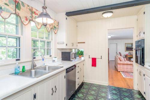 Photo of Kitchen in Laurel Park