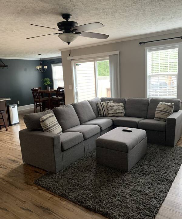 Photo of Livingroom in Lemon Springs