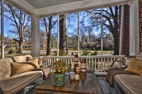 Photo of Patio Balcony in Cherry